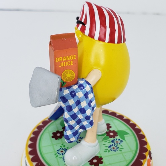 Sunny Side Up M&M's Sweet Treats Figurine - Picture 5 of 16